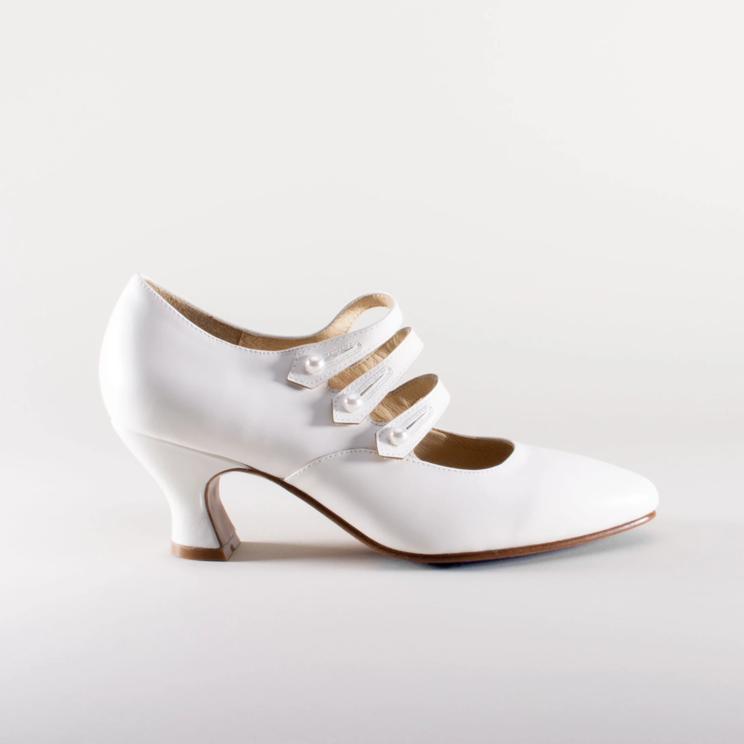 American Duchess Bellatrix Women's Edwardian Shoes (Soft Ivory) 5 American Duchess Bellatrix Women's Edwardian Shoes (Soft Ivory) - Image 3