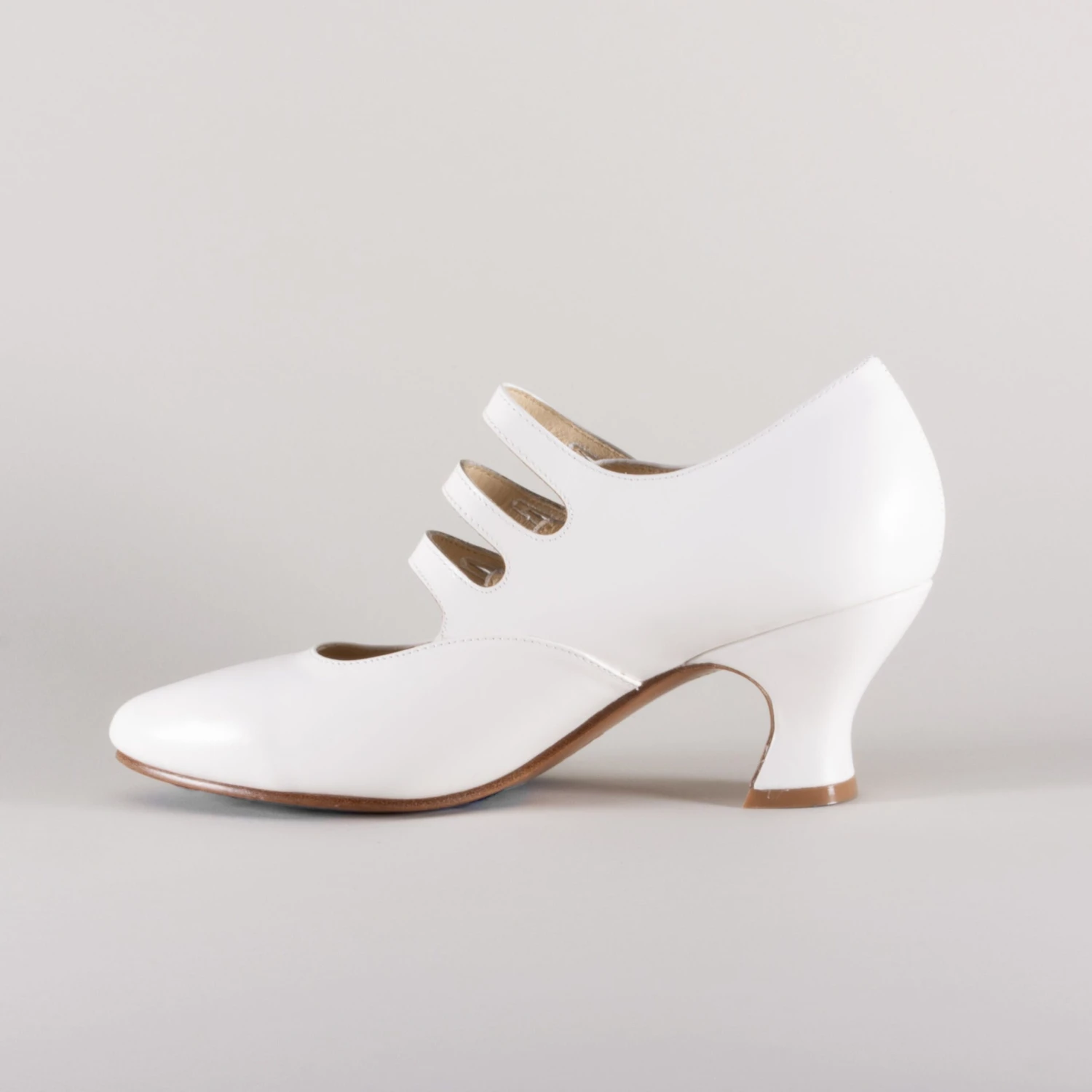 American Duchess Bellatrix Women's Edwardian Shoes (Soft Ivory) 6 American Duchess Bellatrix Women's Edwardian Shoes (Soft Ivory) - Image 4