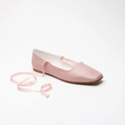American Duchess PRE-ORDER Bronte Women's Slippers (Pink) -StrideOne Store Bronte 11
