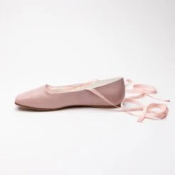 American Duchess PRE-ORDER Bronte Women's Slippers (Pink) -StrideOne Store Bronte 15
