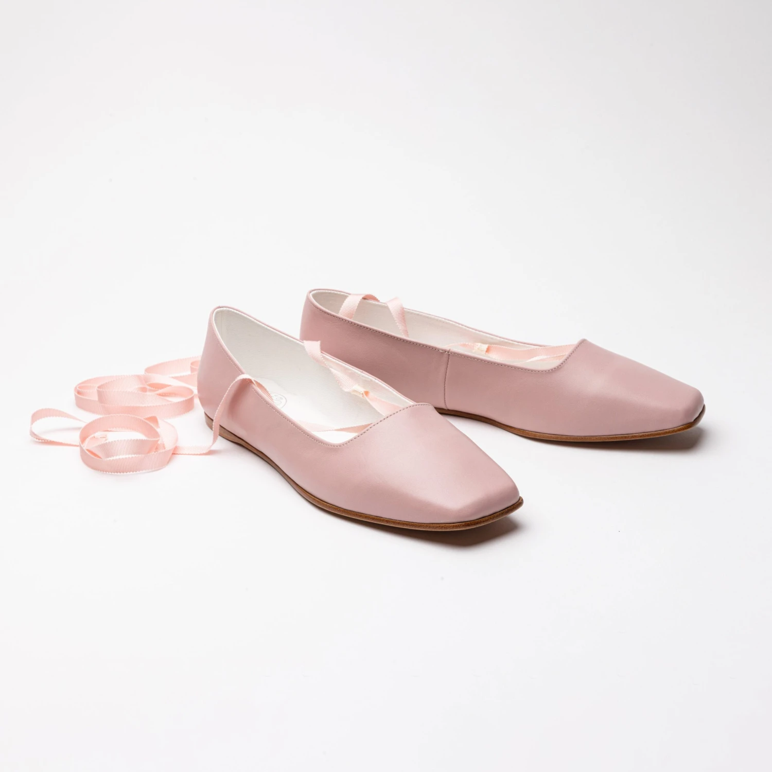 American Duchess PRE-ORDER Bronte Women's Slippers Wide (Pink) 4 American Duchess PRE-ORDER Bronte Women's Slippers Wide (Pink) - Image 2