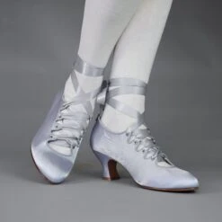 American Duchess Foxtrot Women's Edwardian Pump (Ice Blue)