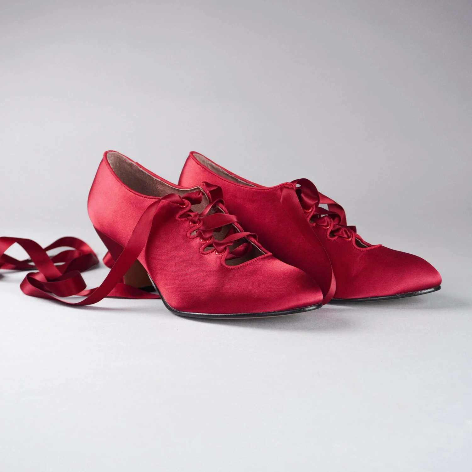 American Duchess Foxtrot Women's Edwardian Pump (Red) 6 American Duchess Foxtrot Women's Edwardian Pump (Red) - Image 4