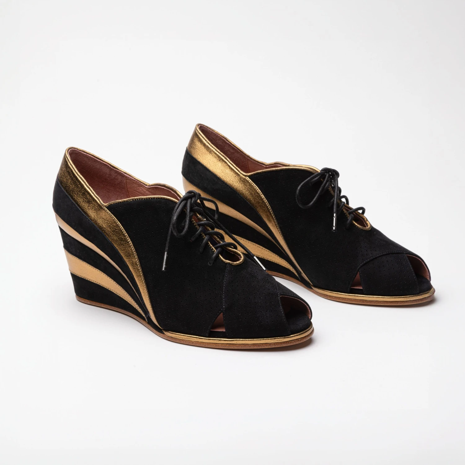 American Duchess PRE-ORDER Esme Women's 1930s Wedges (Gold/Black) 4 American Duchess PRE-ORDER Esme Women's 1930s Wedges (Gold/Black) - Image 2