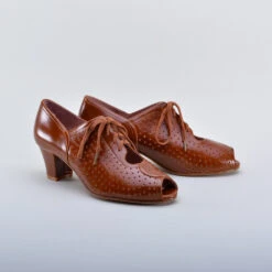 American Duchess Jenny Women’s Vintage Oxfords (Chestnut Brown) -StrideOne Store JennyCordovan 1 2023