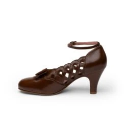 American Duchess PRE-ORDER Jessie Vintage Pumps (Brown) -StrideOne Store NMSS 8735