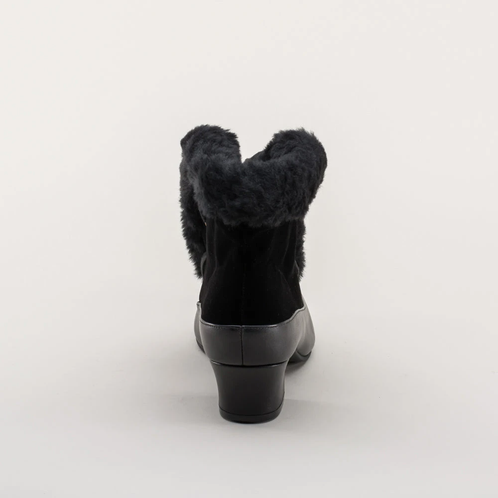 American Duchess Alpen Women's Retro Winter Booties (Black) 10 American Duchess Alpen Women's Retro Winter Booties (Black) - Image 8