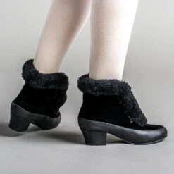 American Duchess Alpen Women's Retro Winter Booties (Black) 18 American Duchess Alpen Women's Retro Winter Booties (Black) -StrideOne Store alpen retro winter booties black black OF 3