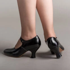 American Duchess Anna May Women's 1920s Mary Jane High Heels (Black) 18 American Duchess Anna May Women's 1920s Mary Jane High Heels (Black) -StrideOne Store anna may 1920s mary jane high heels black of 3