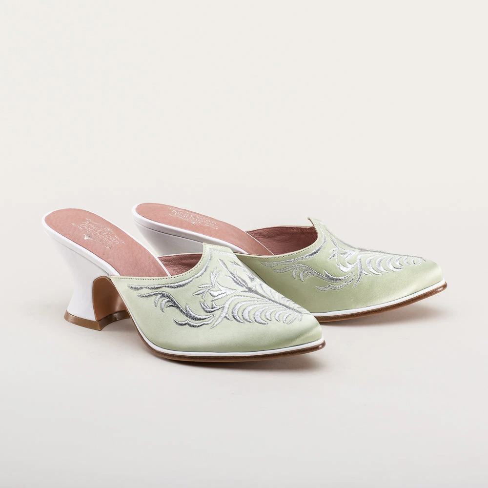 American Duchess Antoinette Women's 18th Century Mules (Green) 15 American Duchess Antoinette Women's 18th Century Mules (Green) - Image 13