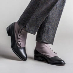 American Duchess Bristol Women's Vintage Button Boots (Grey/Black)