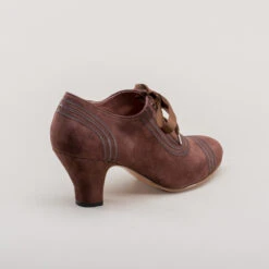 American Duchess Claremont Women's Retro Oxfords (Brown) -StrideOne Store claremont vintage suede oxfords brown 4