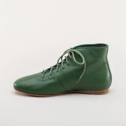 American Duchess Emma Women's Regency Leather Boots (Green) 25 American Duchess Emma Women's Regency Leather Boots (Green) -StrideOne Store emma regency lace up boots green 7