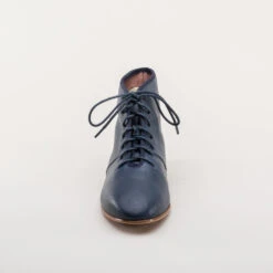 American Duchess Emma Women's Regency Leather Boots (Navy) -StrideOne Store emma regency lace up boots navy 9