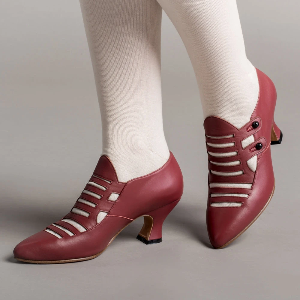 American Duchess Endora Women's Victorian Witch Shoes (Blood Red) 4 American Duchess Endora Women's Victorian Witch Shoes (Blood Red) - Image 2