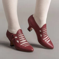 American Duchess Endora Women's Victorian Witch Shoes (Blood Red)