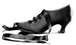 American Duchess Foxtrot Women's Edwardian Pump (Black) -StrideOne Store foxtrot black label no display