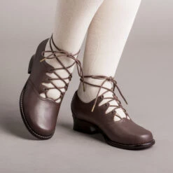 American Duchess Ghillie Vintage Lace-Up Shoes (Brown) -StrideOne Store ghillie 1940s shoes brown of 4