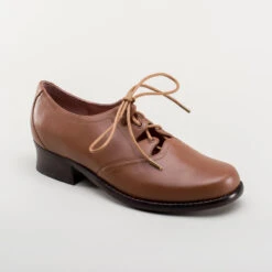 American Duchess Ghillie Vintage Lace-Up Shoes (Tan) -StrideOne Store ghillie 1940s shoes tan 2