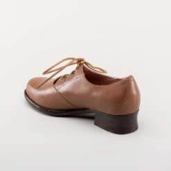 American Duchess Ghillie Vintage Lace-Up Shoes (Tan) -StrideOne Store ghillie 1940s shoes tan 6