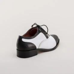 American Duchess Gladys Women's Vintage Cap Toe Oxfords (Black/White) -StrideOne Store gladys vintage cap toe oxford dandy wellington black white 4
