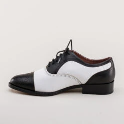 American Duchess Gladys Women's Vintage Cap Toe Oxfords (Black/White) -StrideOne Store gladys vintage cap toe oxford dandy wellington black white 7