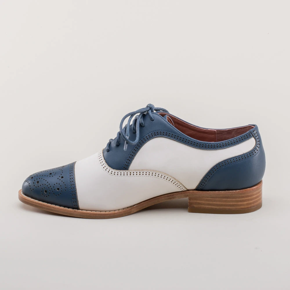 American Duchess Gladys Women's Vintage Cap Toe Oxfords (Blue/White) 12 American Duchess Gladys Women's Vintage Cap Toe Oxfords (Blue/White) - Image 10