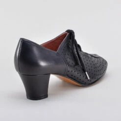 American Duchess Jenny Women’s Vintage Oxfords (Black) -StrideOne Store jenny black 2023 shopify4