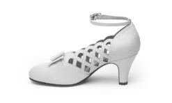 American Duchess PRE-ORDER Jessie Vintage Pumps (Soft Ivory) 11 American Duchess PRE-ORDER Jessie Vintage Pumps (Soft Ivory) -StrideOne Store jessevintagepumps softivory label no display