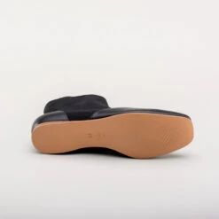 American Duchess Keckley Women's Victorian Side-Lace Boots (Black/Black) -StrideOne Store keckley victorian side lace boots black 9