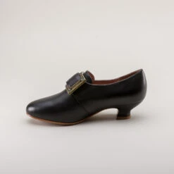 American Duchess Kensington Women's 18th Century Shoes Wide (Black) 19 American Duchess Kensington Women's 18th Century Shoes Wide (Black) -StrideOne Store kensington 18th century shoes black 4 1da593e1 5cb6 49b7 a0a5 c32c5d466577