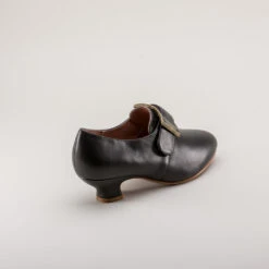 American Duchess Kensington Women's 18th Century Shoes Wide (Black) 22 American Duchess Kensington Women's 18th Century Shoes Wide (Black) -StrideOne Store kensington 18th century shoes black 7 7ce2a4e5 89c2 4c7d 87b5 c7e2df0e90bb