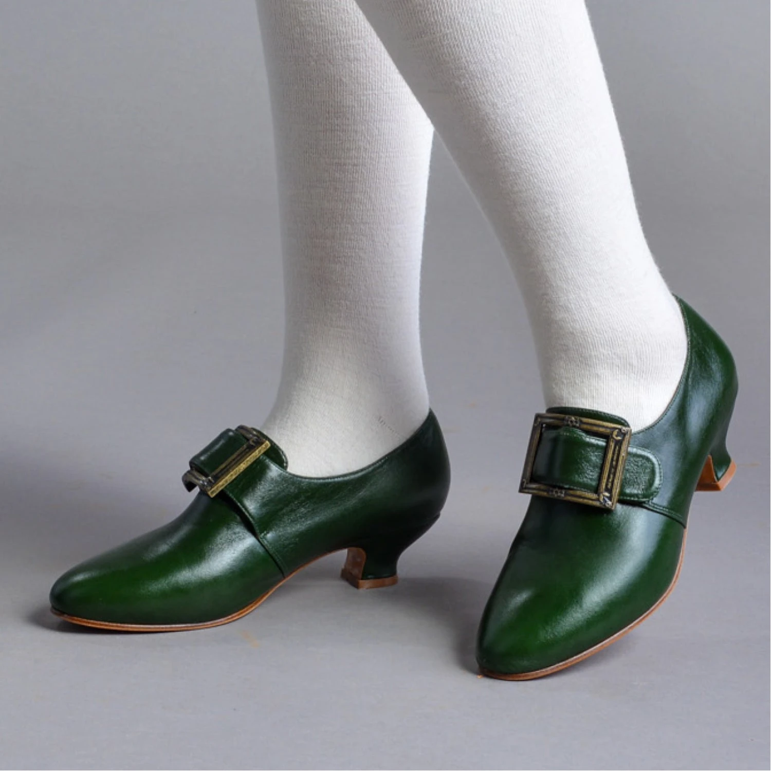 American Duchess Kensington Women's 18th Century Leather Shoes (Forest Green) 4 American Duchess Kensington Women's 18th Century Leather Shoes (Forest Green) - Image 2
