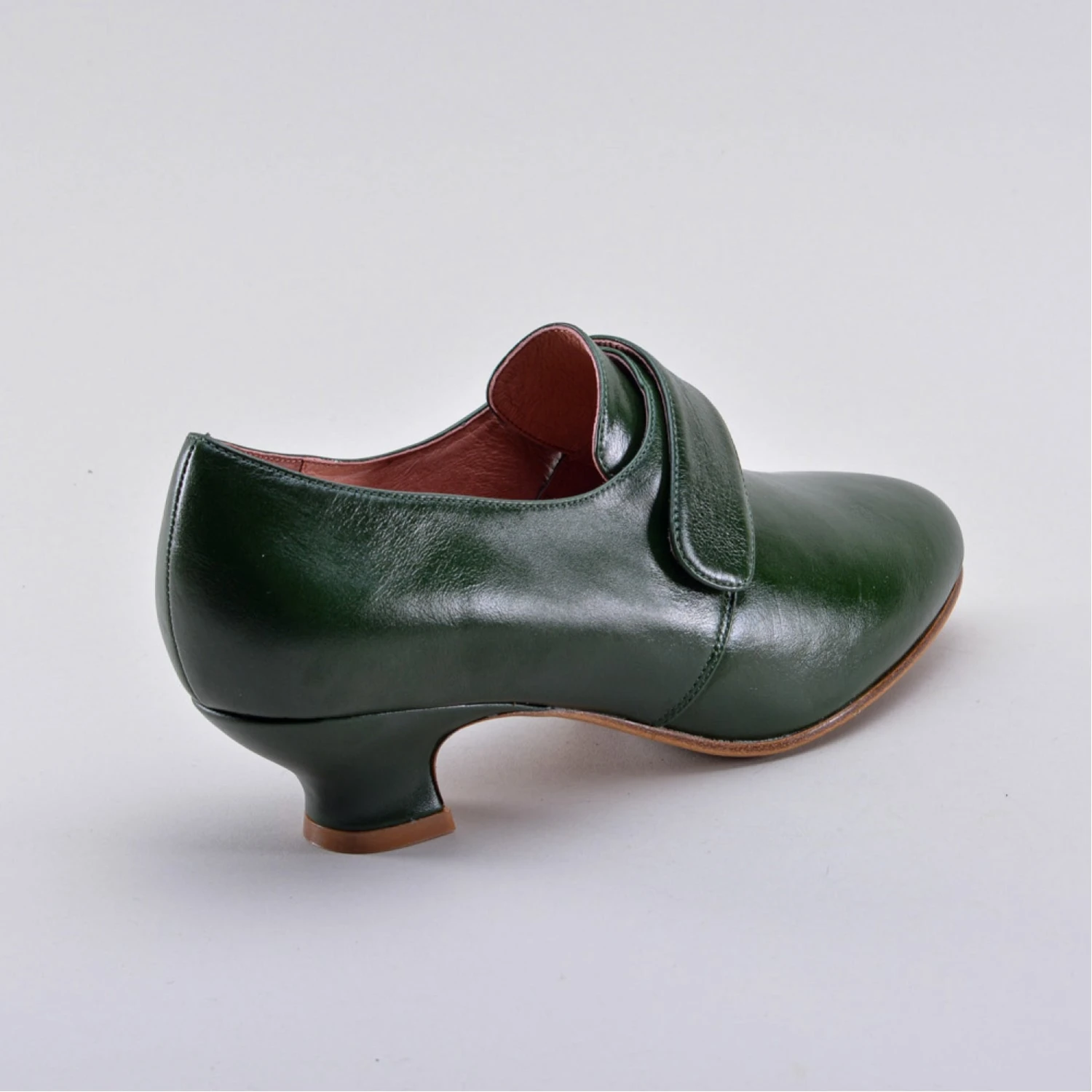 American Duchess Kensington Women's 18th Century Leather Shoes (Forest Green) 12 American Duchess Kensington Women's 18th Century Leather Shoes (Forest Green) - Image 10