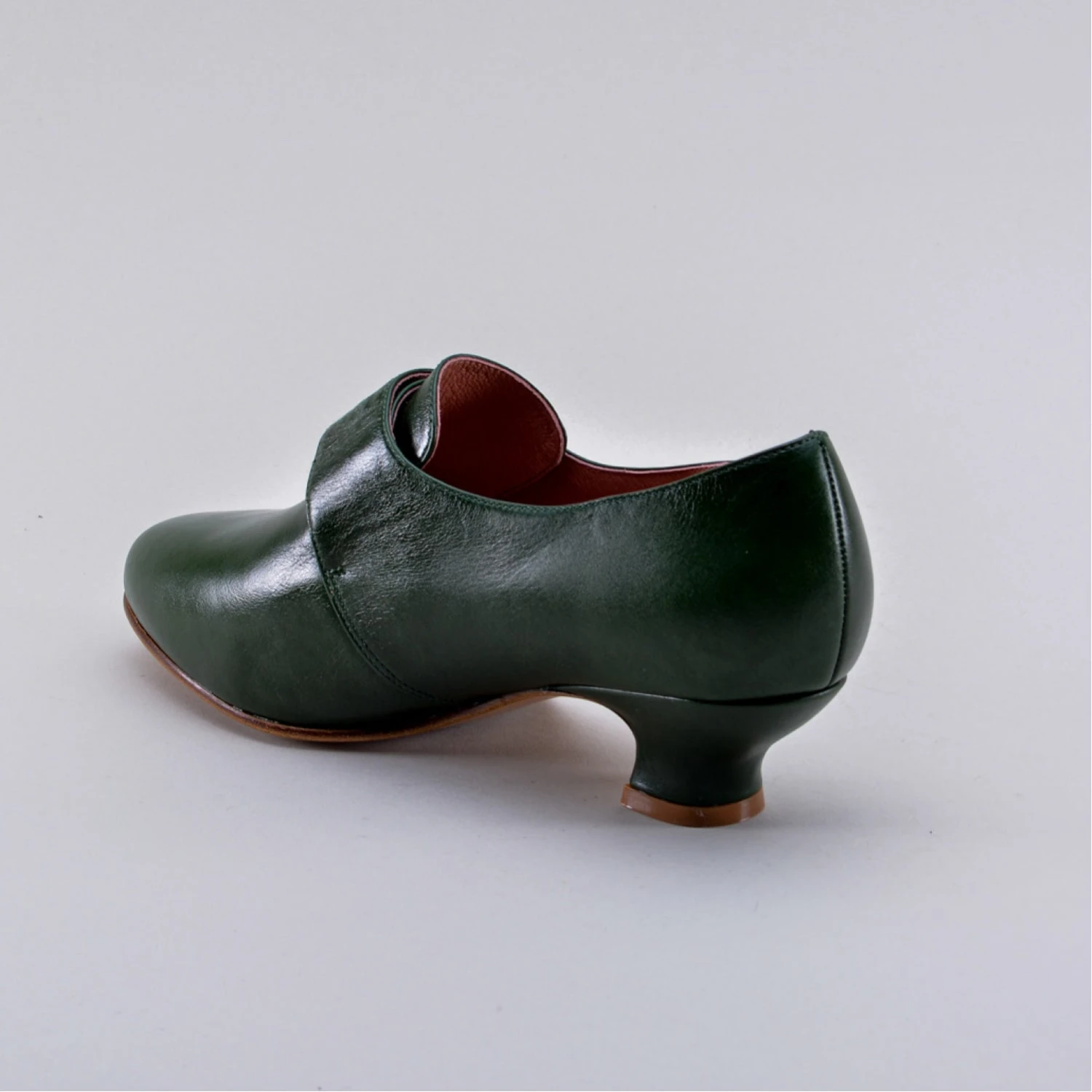 American Duchess Kensington Women's 18th Century Leather Shoes (Forest Green) 15 American Duchess Kensington Women's 18th Century Leather Shoes (Forest Green) - Image 13