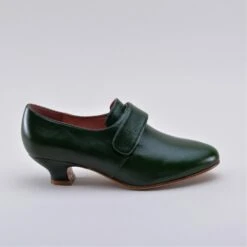 American Duchess Kensington Women's 18th Century Leather Shoes (Forest Green) 26 American Duchess Kensington Women's 18th Century Leather Shoes (Forest Green) -StrideOne Store kensington green 2023 shopify 7