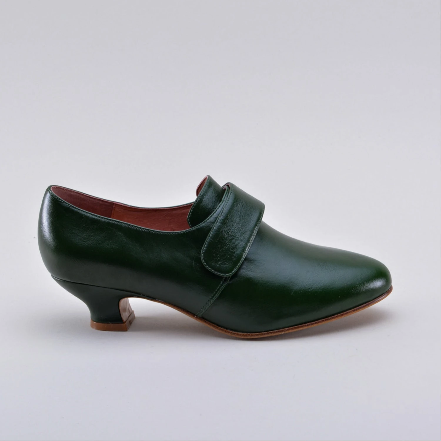 American Duchess Kensington Women's 18th Century Leather Shoes (Forest Green) 9 American Duchess Kensington Women's 18th Century Leather Shoes (Forest Green) - Image 7