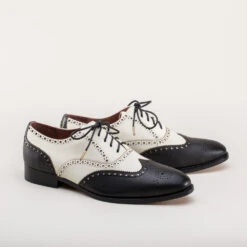 American Duchess Lawrence Men's Vintage Spectator Shoes (Black/Ivory)