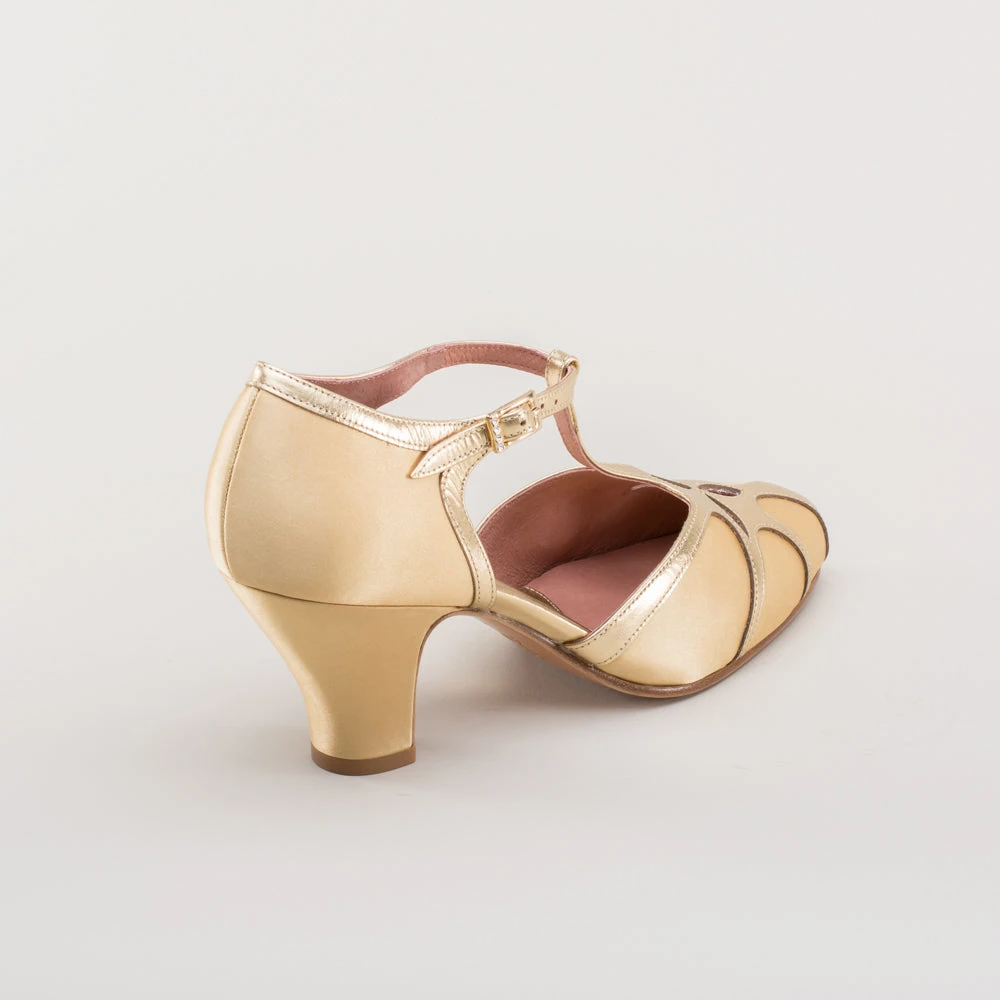 American Duchess Lilith Women's Vintage Flapper T-Straps Wide (Gold/Gold) 9 American Duchess Lilith Women's Vintage Flapper T-Straps Wide (Gold/Gold) - Image 7
