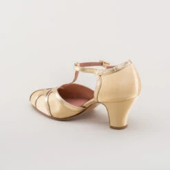 American Duchess Lilith Women's Vintage Flapper T-Straps Wide (Gold/Gold) 25 American Duchess Lilith Women's Vintage Flapper T-Straps Wide (Gold/Gold) -StrideOne Store lilith 1920s flapper shoes gold gold 6 4407452f 9704 4984 a5eb 166ab04eb385