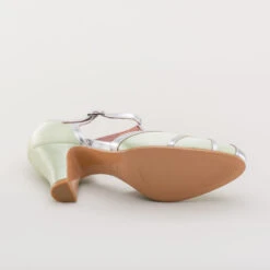 American Duchess Lilith Women's Vintage Flapper T-Straps Wide (Green/Silver) 29 American Duchess Lilith Women's Vintage Flapper T-Straps Wide (Green/Silver) -StrideOne Store lilith 1920s flapper shoes silver green 10 8b9d1008 93c2 42ed 8afa b327db3d7eb3