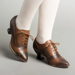 American Duchess Londoner Women's Edwardian Oxfords (Tan)