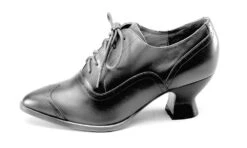 American Duchess Londoner Women's Edwardian Oxfords (Cherry) 27 American Duchess Londoner Women's Edwardian Oxfords (Cherry) -StrideOne Store londoner label no display e9a20f9d 1fcc 4936 8112 b85af5a3a7ac