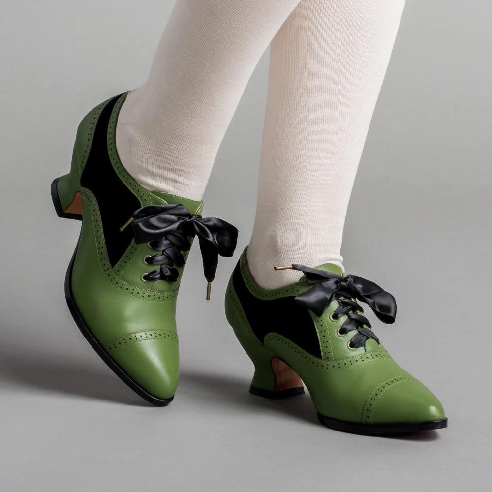 American Duchess Lucille Women's Edwardian Oxfords (Green/Black) 3 American Duchess Lucille Women's Edwardian Oxfords (Green/Black)