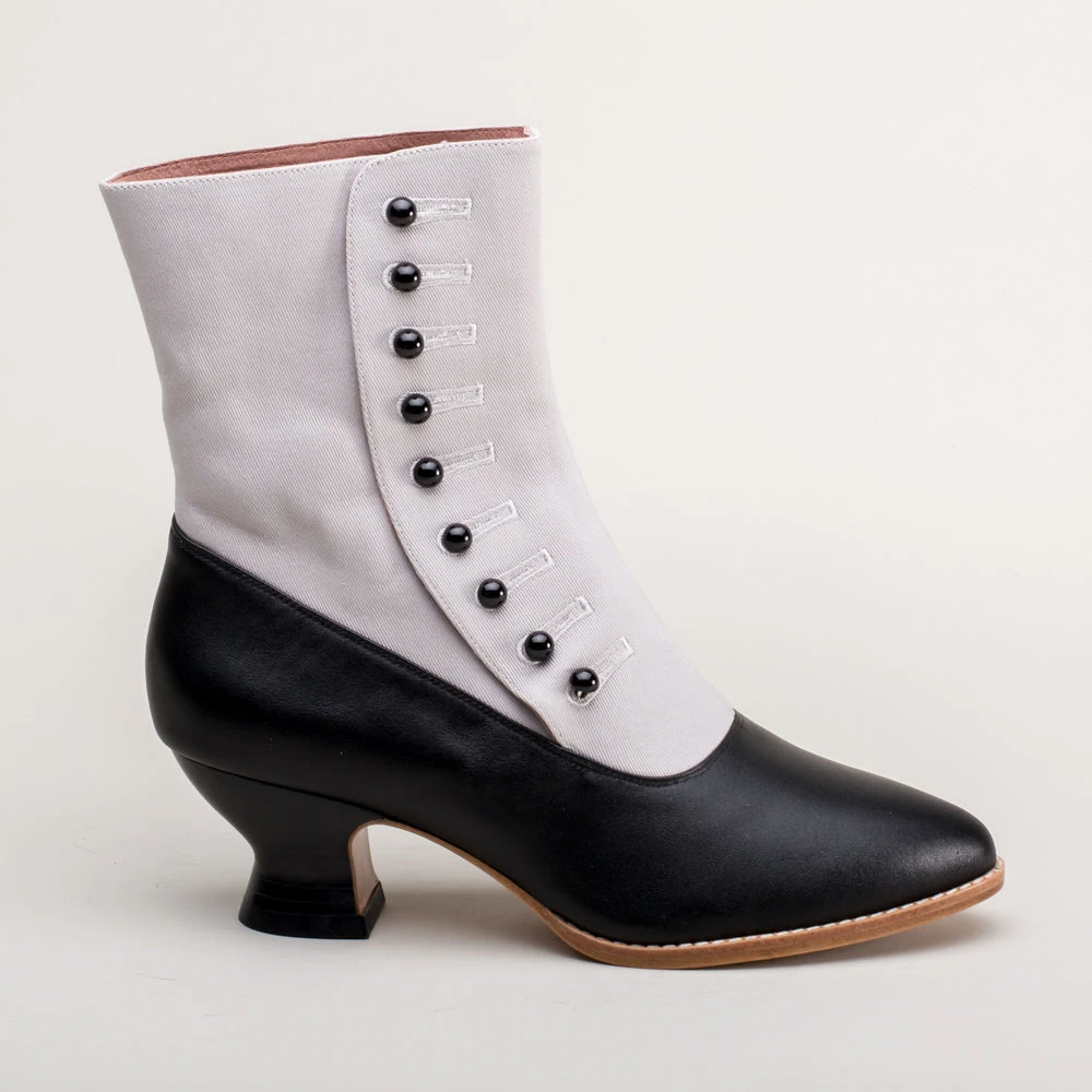American Duchess Manhattan Women's Victorian Cloth-Top Button Boots (Grey/Black) 8 American Duchess Manhattan Women's Victorian Cloth-Top Button Boots (Grey/Black) - Image 6