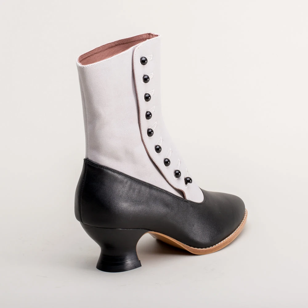 American Duchess Manhattan Women's Victorian Cloth-Top Button Boots (Grey/Black) 9 American Duchess Manhattan Women's Victorian Cloth-Top Button Boots (Grey/Black) - Image 7