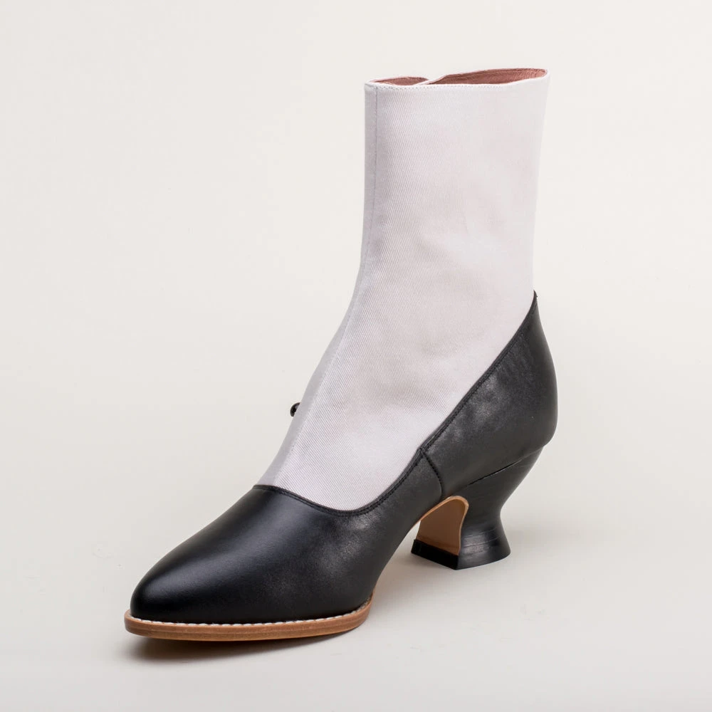 American Duchess Manhattan Women's Victorian Cloth-Top Button Boots (Grey/Black) 13 American Duchess Manhattan Women's Victorian Cloth-Top Button Boots (Grey/Black) - Image 11