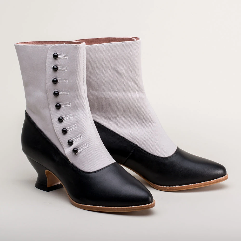 American Duchess Manhattan Women's Victorian Cloth-Top Button Boots (Grey/Black) 6 American Duchess Manhattan Women's Victorian Cloth-Top Button Boots (Grey/Black) - Image 4
