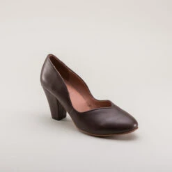 American Duchess Marilyn Women's 1940s Pumps (Brown) 17 American Duchess Marilyn Women's 1940s Pumps (Brown) -StrideOne Store marilyn 1940s pumps brown 2