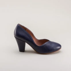 American Duchess Marilyn Women's 1940s Pumps (Navy Blue) -StrideOne Store marilyn 1940s pumps navy 3
